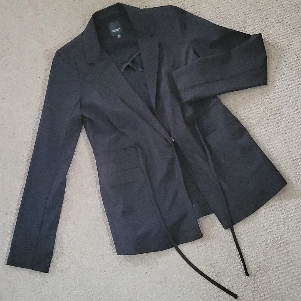 Simply Vera Vera Wang Drawstring Waist Satin Blazer - Picture 13 of 15